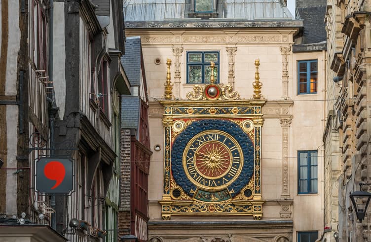 หอนาฬิกาขนาดใหญ่