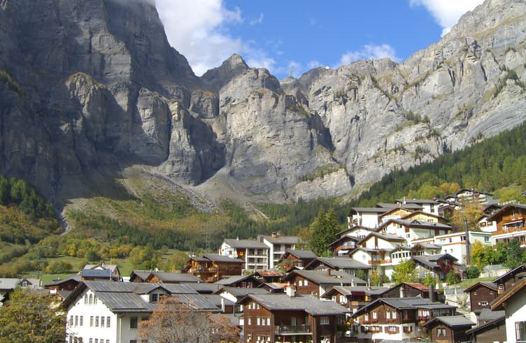 ลอยเคอร์บาด