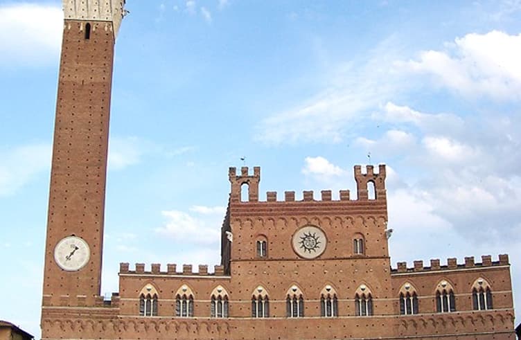 พระราชวังเก่าเซียน่า