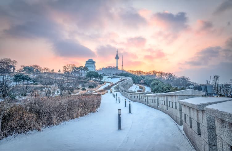 เขานัมซัน