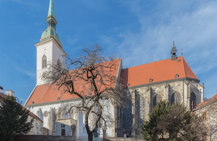 มหาวิหารเซนต์มาร์ตินเมืองบราติสลาวา