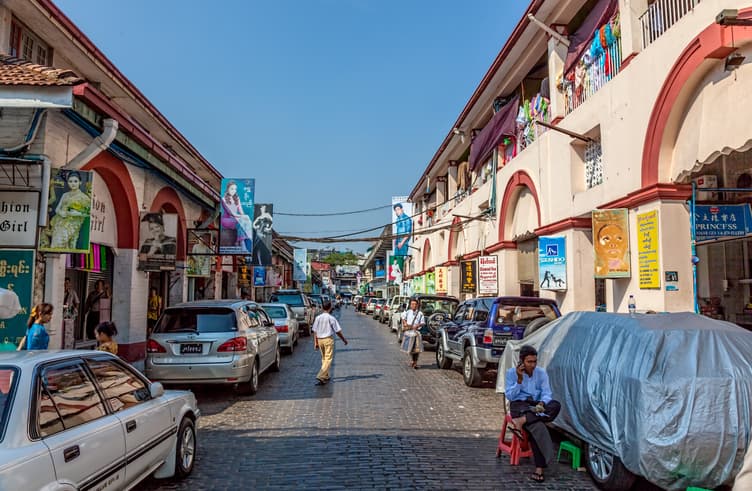 ตลาดโบโออองซาน (ตลาดสก๊อต)
