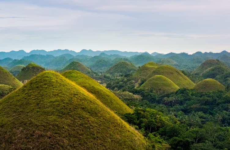 เนินช็อคโกแลต