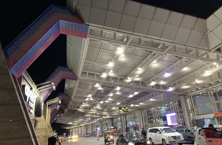 ท่าอากาศยานชัยปูระ 