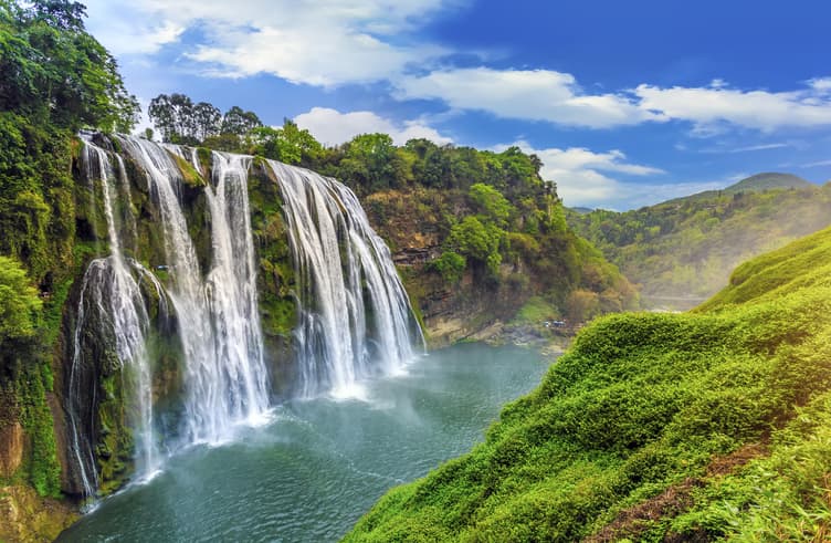 อุทยานน้ำตกหวงกว่อซู่ 