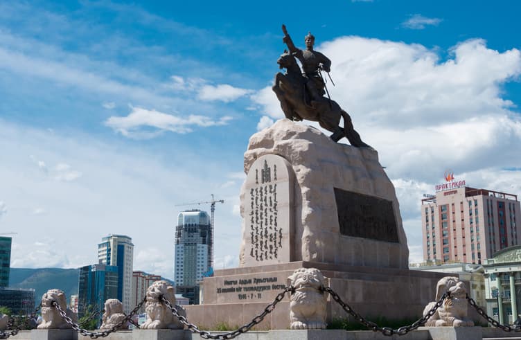 จัตุรัสซัคบาทาร์