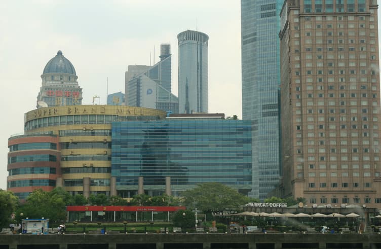 ซุปเปอร์แบรนด์มอลล์ 