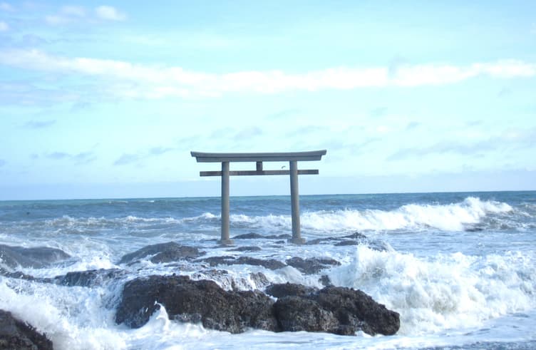 เสาโทรอิคามิอิโซะ