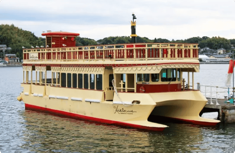 ล่องเรือสำราญทะเลสาบฮามานะโกะ