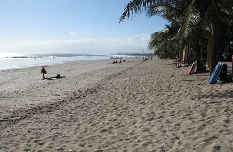 หาดเลเกียน