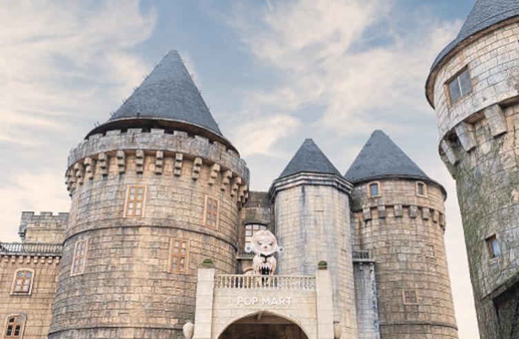 Pop mart Castle Bà Nà
