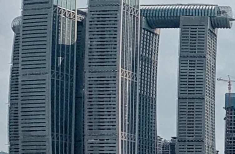 จัตุรัสราฟเฟิลส์