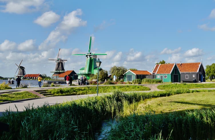 หมู่บ้านกังหันลมซานส์สคันส์