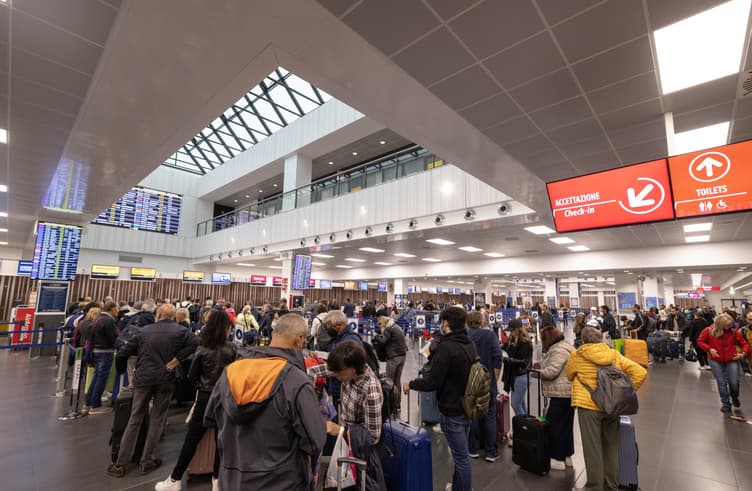 ท่าอากาศยานนานาชาติอิล