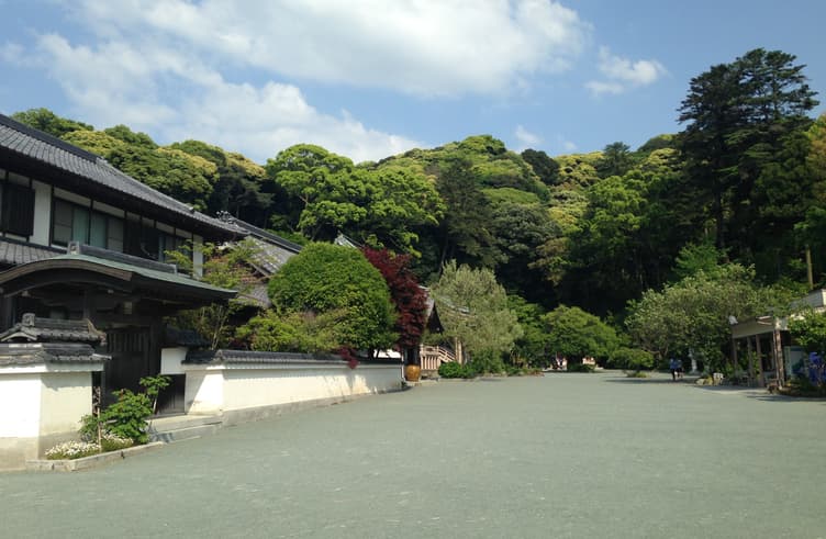 วัดจินโคคุจิ