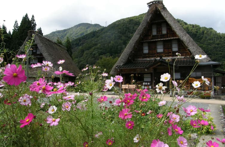 หมู่บ้านซุงะนุมะกัสโชสึคุริ