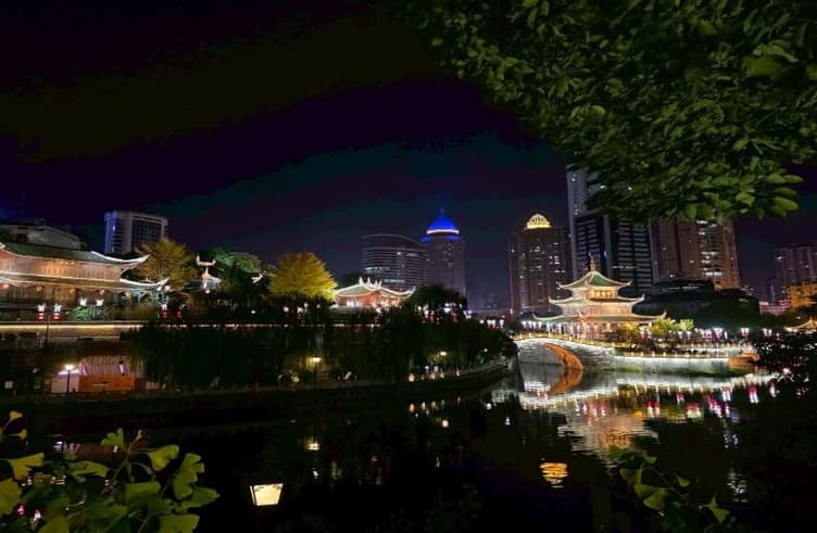 หอเจี่ยซิ่วโหลว