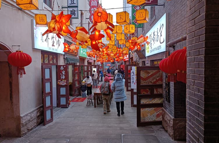 ถนนคนเดินพีฉายย่วน