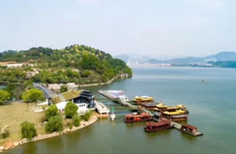 ป่าในน้ำทะเลสาบซิงซาน