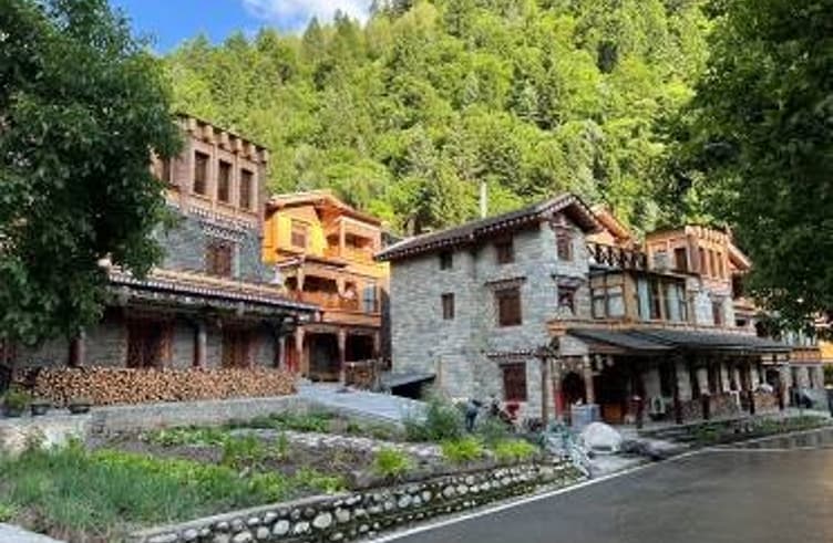 หมู่บ้านทิเบตหยางหรงฮาเต๋อ