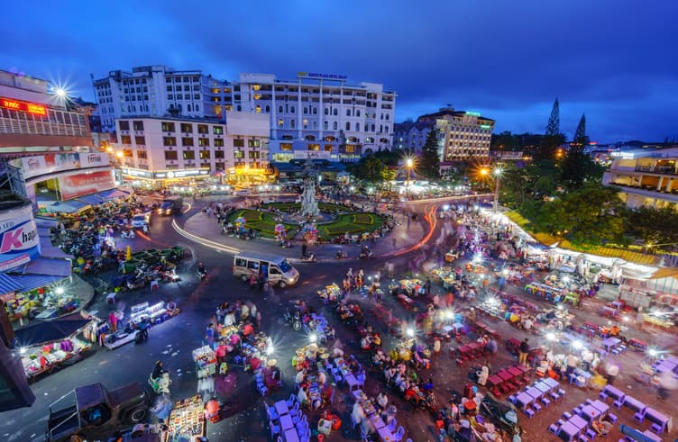 ตลาดดาลัดไนท์มาร์เก็ต 