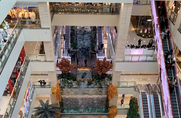 ห้างสรรพสินค้า SAGA