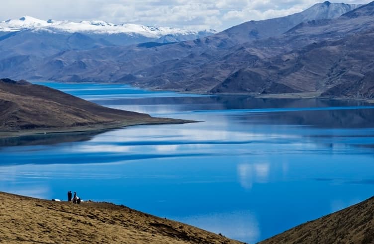 ทะเลสาบหยางจัวยงชั่ว หรือ ทะเลสาบยัมดรก 