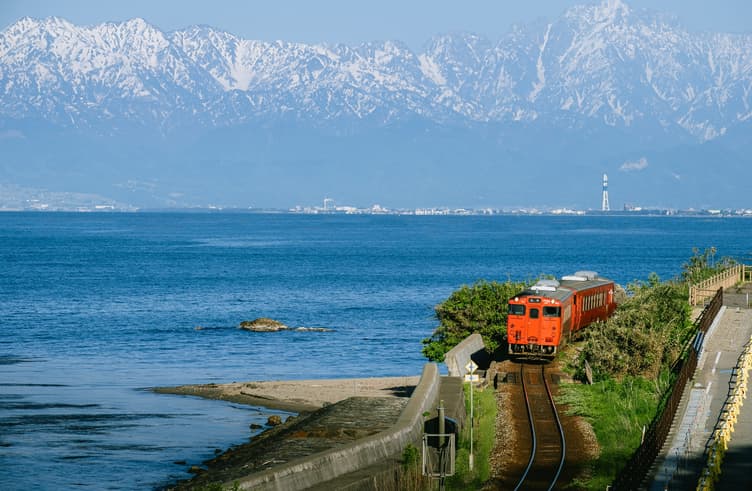 ย่านสถานีรถไฟโทยาม่า