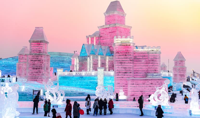 ซุปตาร์...Let it go สโนว์ฮาร์บิน 6 วัน 5 คืน,DEC 2025 - FEB 2026,บินเช้า กลับเย็น (ทัวร์ไม่ลงร้าน),พักในหมู่บ้านหิมะดั้งเดิม 1 คืน