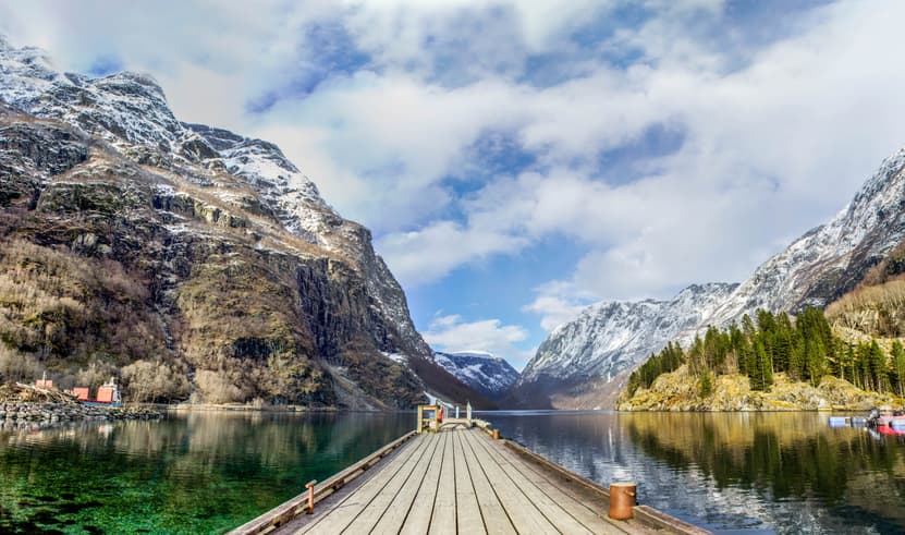 ทัวร์นอร์เวย์ 9 วัน 6 คืน BT-SNV09_QR เบอร์เกน ธารน้ำแข็ง Briksdalsbreen ขึ้นกระเช้า Loen Skylift บิน QR