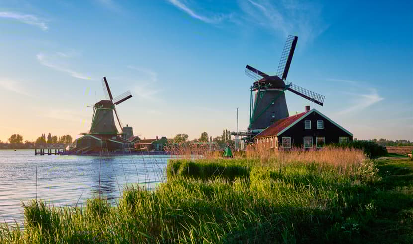 ทัวร์ยุโรปตะวันออก ออสเตรีย เชก เยอรมัน เนเธอร์แลนด์ 10 วัน 7 คืน ปราสาทปราก หมู่บ้านกังหันลมซานส์สคันส์ บิน CI (BKK)