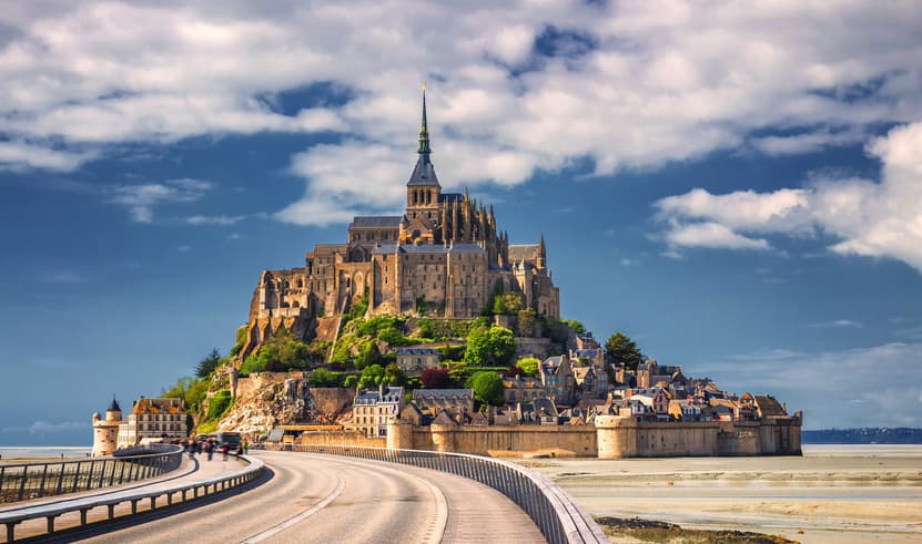 ทัวร์ยุโรป ฝรั่งเศส สวิตเซอร์แลนด์ 10 วัน 7 คืน วิหารมงต์แซงต์มิเชล พิพิธภัณฑ์ลูฟวร์ บิน EK (BKK)