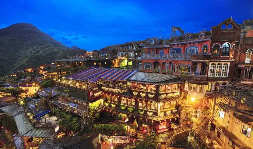 ทัวร์ไต้หวัน 6 วัน 5 คืน หมู่บ้านโบราณจิ่วเฟิ่น อุทยานเหย่หลิว บิน JX (CNX)