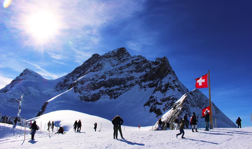 ทัวร์ยุโรป อิตาลี สวิส ฝรั่งเศส 8 วัน 5 คืน แกลเลอรี วิคเตอร์ เอ็มมานูเอล สิงโตหินแกะสลัก สะพานไม้ชาเปล พระราชวังแวร์ซายส์  บิน EY (BKK)