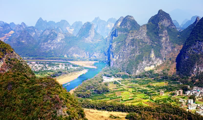 ทัวร์จีน หนานหนิง 6 วัน 5 คืน BT-NNG04_GX พิพิธภัณฑ์กว่างสี ถ้ำขลุ่ยอ้อ เขางวงช้าง เจดีย์เงิน เจดีย์ทอง  บิน GX (BKK)