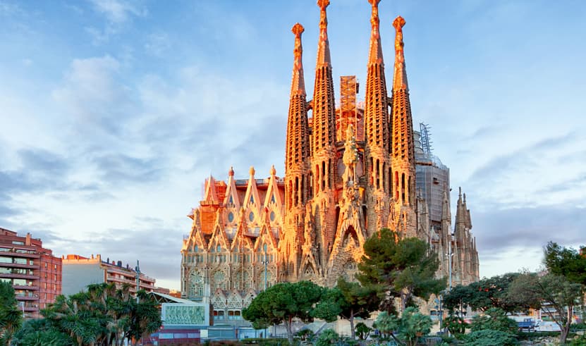 ทัวร์ยุโรป สเปน โปรตุเกส 10 วัน 7 คืน UIEU_015 มหาวิหารเจอโรนิโม มัสยิดเมซกีต้า สะพานส่งน้ำโรมัน พระราชวังหลวงแห่งสเปน บิน EK (BKK)     