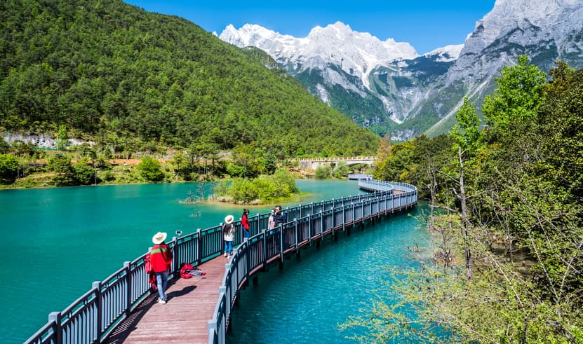 ทัวร์จีน ลี่เจียง 6 วัน 5 คืน CDR284 หุบเขาสีน้ำเงิน เมืองโบราณต้าหลี่ แชงกรีล่า ช่องแคบเสือกระโจน วัดลามะ สระมังกรดำ บิน DR (BKK)