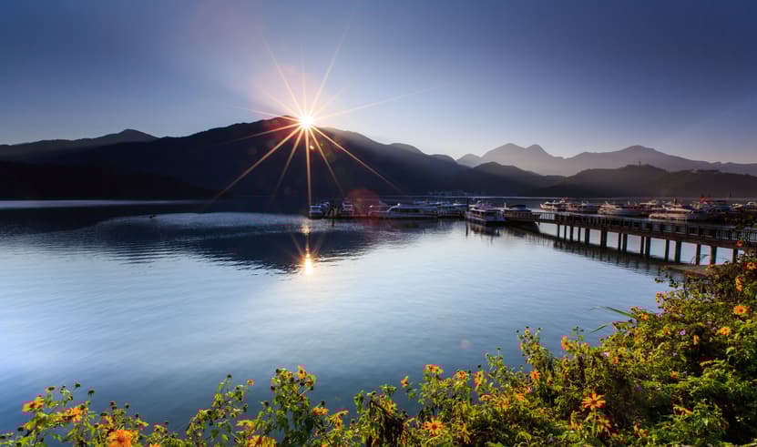 ทัวร์ไต้หวัน ไต้หวัน ไทเป 4 วัน 3 คืน VTPE43VZ-13 อุทยานเหย๋หลิ่ หมู่บ้านโบราณจิ่วเฟิน หมู๋บ้านประมงเจิ้งปิง ซีเหมินติง บิน VZ (BKK)