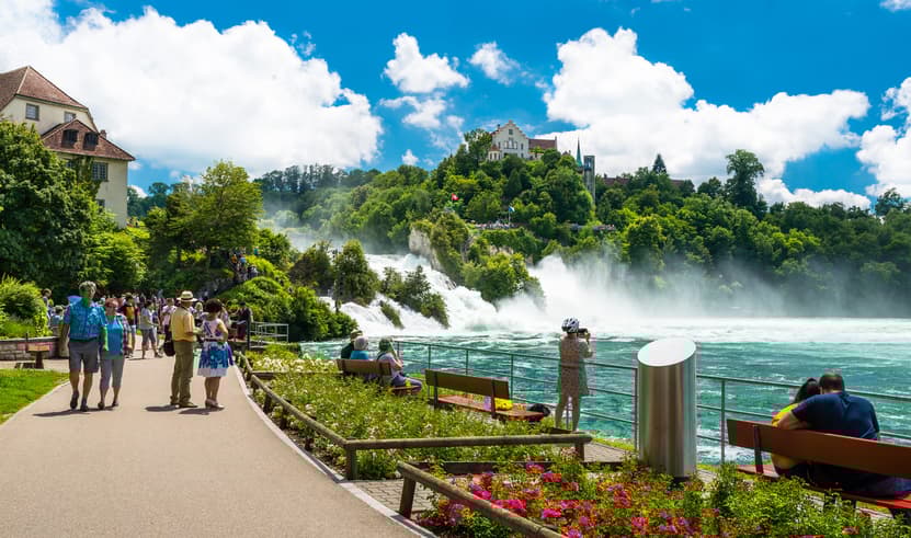 ทัวร์ยุโรป อิตาลี สวิส 7 วัน 4 คืน ZGZRH-2603SQ น้ำตกไรน์ ปราสาทชิลยอง มหาวิหารแห่งเมืองมิลาน ล่องเรือทะเลสาบโคโม บิน SQ (BKK)