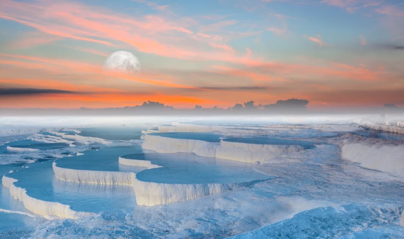 ทัวร์ตุรกี ตุรกี 9 วัน 7 คืน PV-TURTK-04 ทะเลสาบเกลือ หุบเขาเดฟเรนท์ หุบเขาอุชิซาร์ หุบเขาเกอเรเม่ บิน TK (BKK)