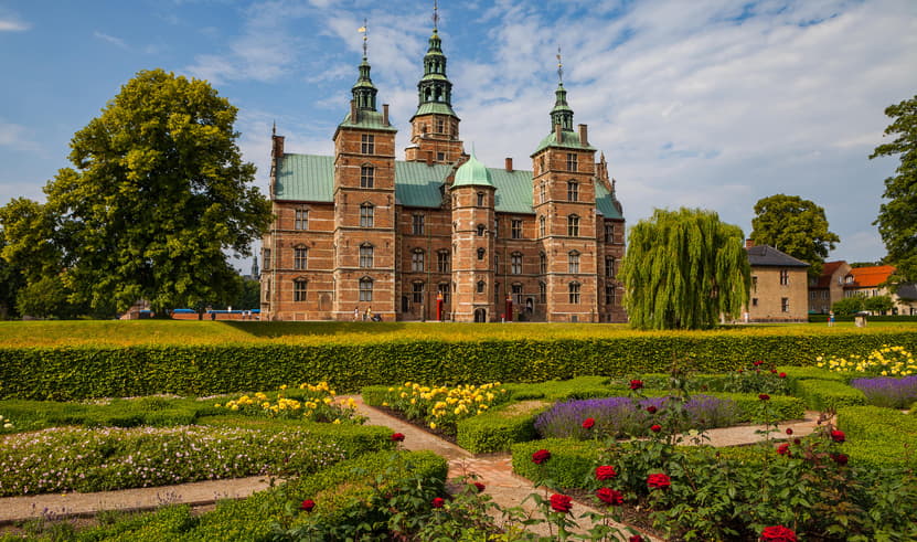 ทัวร์สแกนดิ้เนเวีย สวีเดน นอร์เวย์ เดนมาร์ก 10 วัน 7 คืน UIEU_010 สต็อกโฮล์ม อุทยานฟร็อกเนอร์ ล่องเรือชมซองน์ฟยอร์ด ย่านบริกเก้น บิน EK (BKK) 