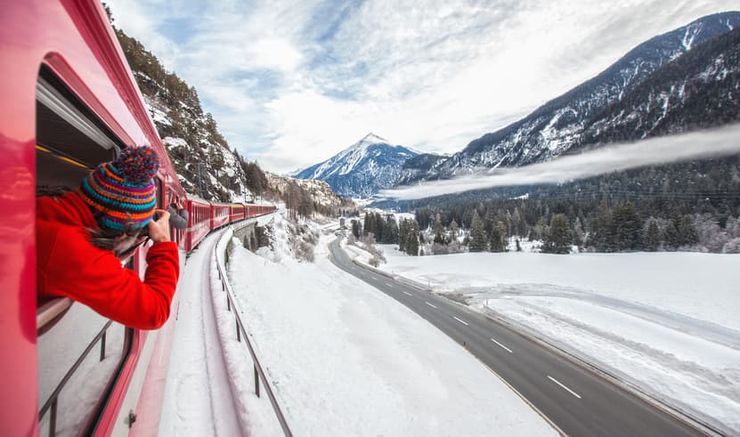 ทัวร์ยุโรป สวิส 8 วัน 5 คืน UIEU_018 ยอดเขาจุงฟราว กอร์เนอร์กรัท ยอดเขาพิลาตุส ยอดเขากอร์เนอร์กรัท บิน EK (BKK)     