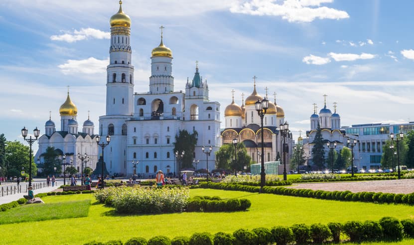 ทัวร์ยุโรป มอสโคว์ รัสเซีย 8 วัน 5 คืน UIEU_004 พระราชวังแคทเธอรีน ถนนอารบัท เซ็นต์ปีเตอร์สเบิร์ก พระราชวังปีเตอร์ฮอฟ บิน EK (BKK)      