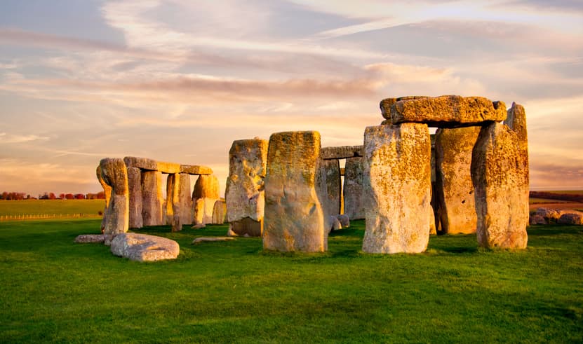 ทัวร์ยุโรป อังกฤษ เวลส์ สก็อตแลนด์ 9 วัน 6 คืน UIEU_002 ถนนรอยัลไมล์ ปราสาทคาร์ดิฟฟ์ เมืองแมนเชสเตอร์ พระราชวังเบลนนิม บิน EK (BKK)     