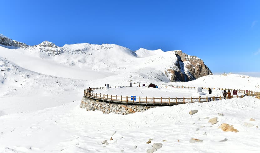 ทัวร์จีน เฉิงตู 6 วัน 5 คืน WDTFU006 สี่ดรุญี ปี้เผิงโกว ต๋ากู่ปิงชวน ทะเลสาบต๋ากู๋ บิน VJ (BKK)  