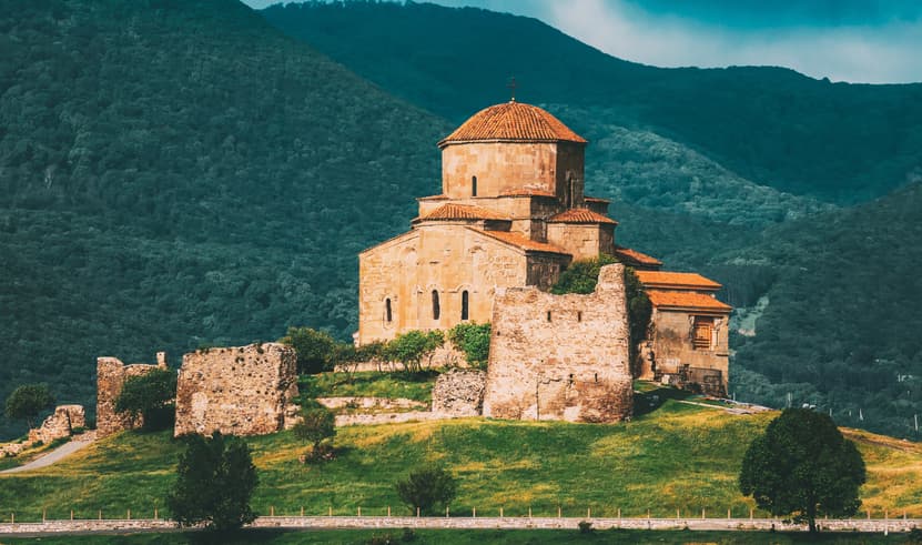 ทัวร์ จอร์เจีย จอร์เจีย 5 วัน 3 คืน VGE53G9-1 อนุสาวรีย์มิตรภาพรัสเซีย จอร์เจีย วิหารสเวติสโคเวลี อุทยานประวัติศาสตร์จอร์เจีย บิน G9 (BKK)