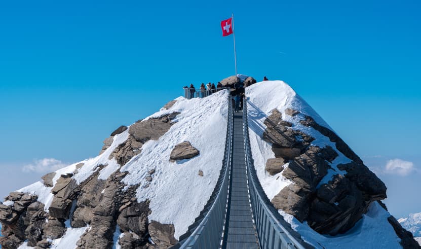 ทัวร์ยุโรป อิตาลี สวิส 7 วัน 4 คืน GO3MXP-EK026 มหาวิหารดูโอโม่ ทะเลสาบโคโม่ ถ้ำน้ำแข็ง สะพานไม้ชาเปล บิน EK (BKK)