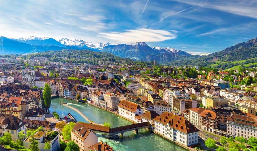 ทัวร์ยุโรป สวิส 8 วัน 6 คืน PEU-ZRH01-WY มหาวิหารกลอสมุสเตอร์ ยอดเขาริกิ Vitznau ล่องเรือทะเลสาบลูเซิร์น บิน WY (BKK)