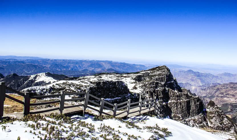 ทัวร์จีน คุนหมิง 4 วัน 3 คืน T2G-KMG14KY ภูเขาหิมะเจี้ยวจื่อ เขาซีซาน ประตูม้าทองไก่หยก วัดหยวนทง บิน KY (BKK)