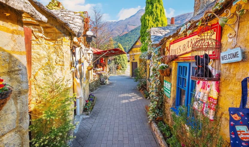 ทัวร์ญี่ปุ่น ฟูกุโอกะ 6 วัน 4 คืน JPL-FUK-01 เทศกาลประดับไฟหมู่บ้านฮอลแลนด์ สวนดอกไม้ริมทะเลอุมิโนะนาคามิจิ ล่องเรือชมวิวเมืองยะนะกาวะ ไร่สตรอว์เบอร์รี่ บิน FD (DMK)